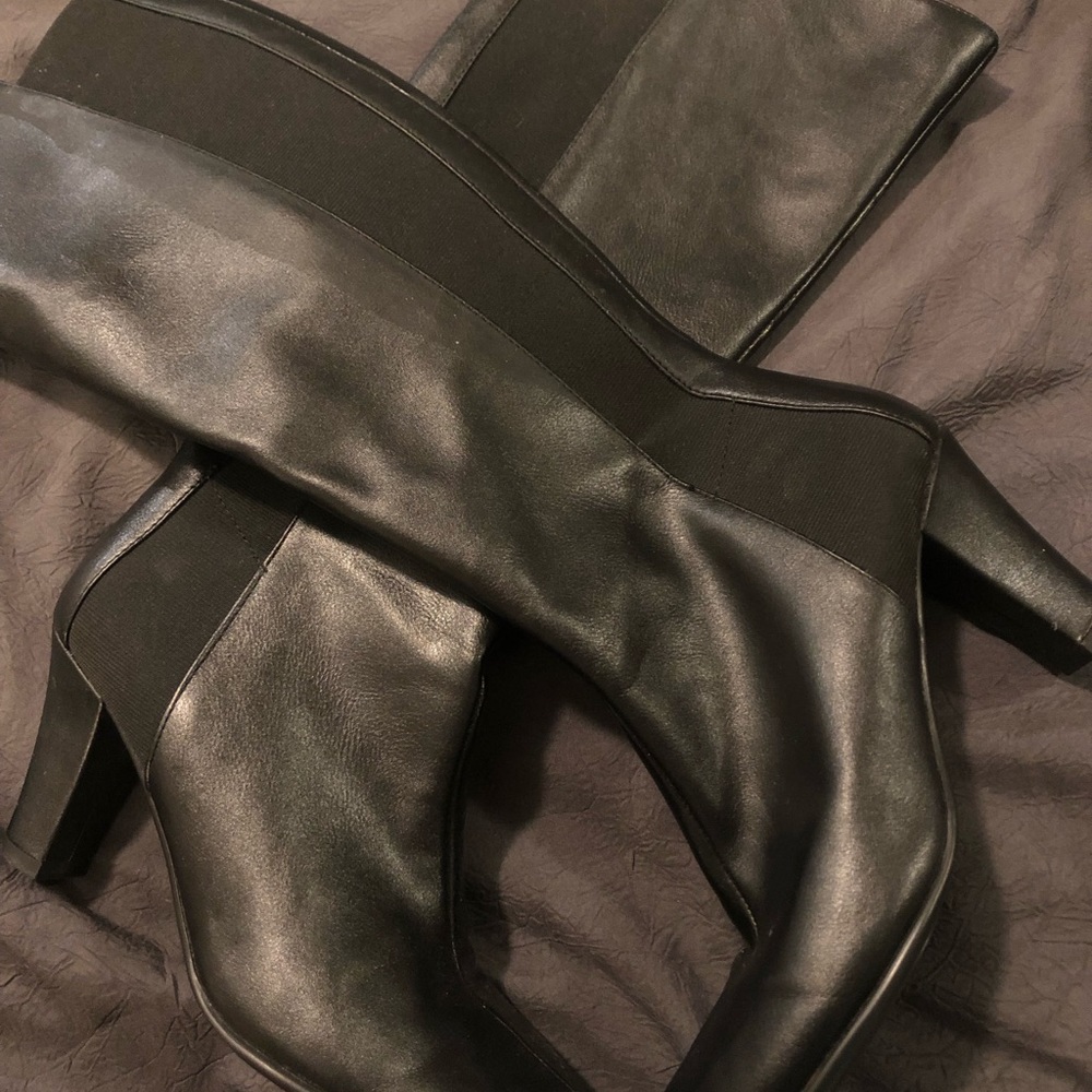 Black boots